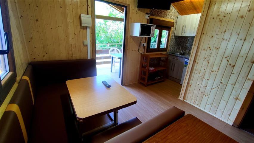 Camping Ria de Arosa 1 Pobra Do Caraminal Exterior foto